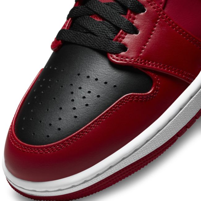 Air Jordan 1 Mid Schuh - Rot
