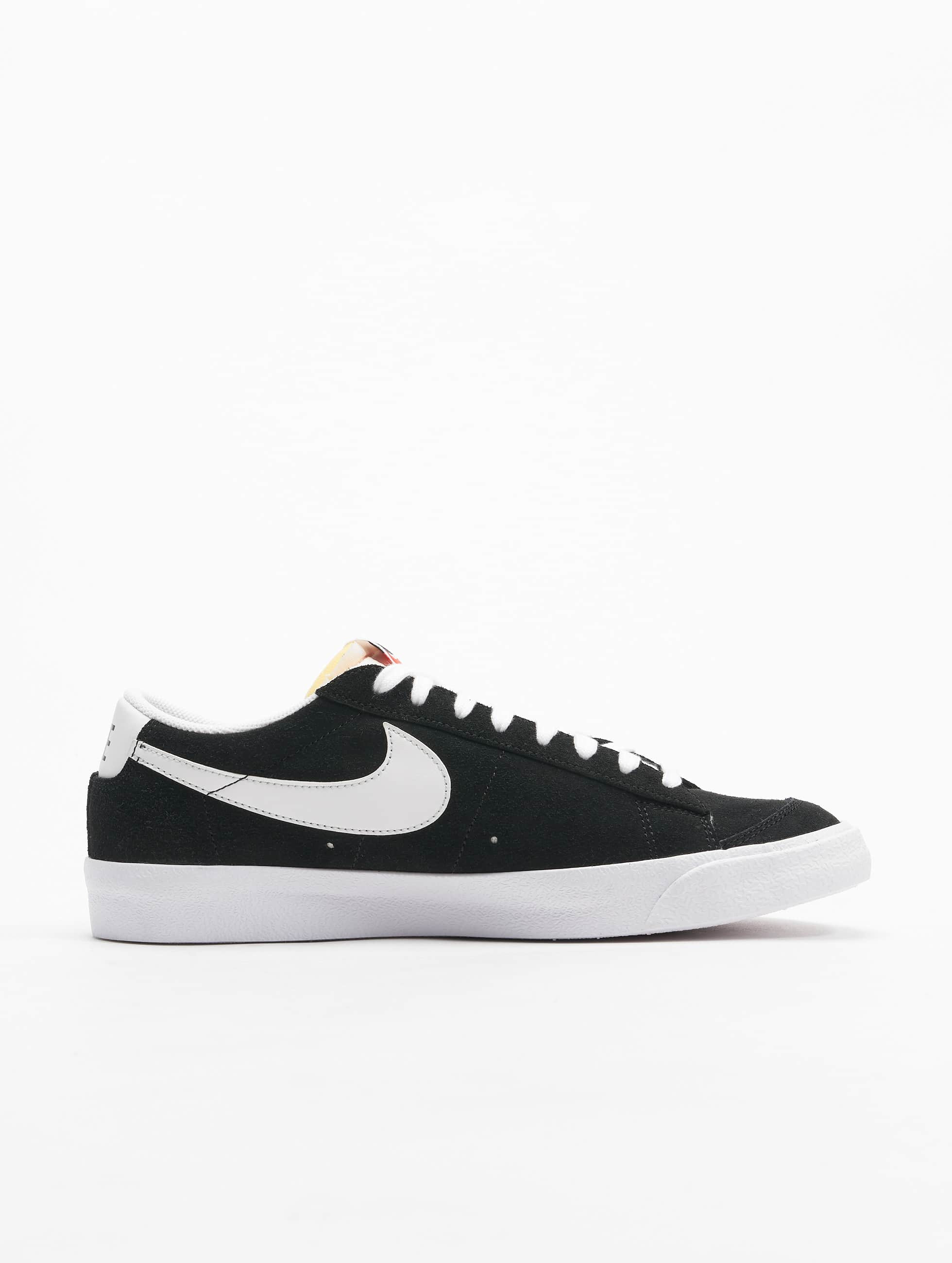 Nike Männer Sneaker Blazer Low '77 Suede in schwarz