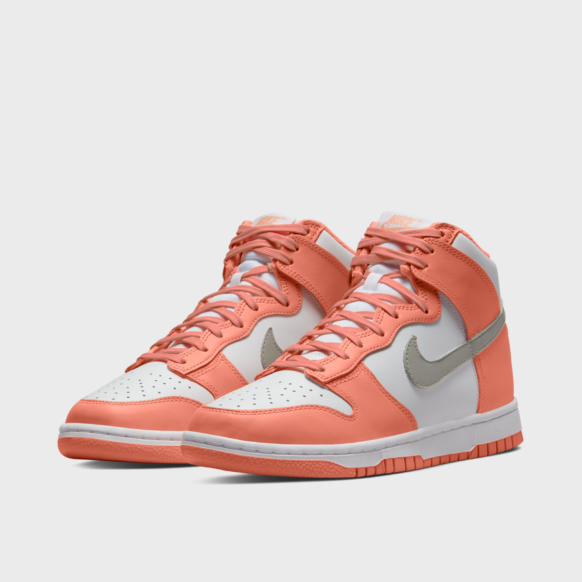 WMNS Dunk High